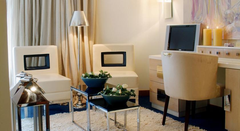Hotel Moliceiro Авейру Экстерьер фото